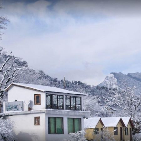 Xra Cottage Joshīmath Esterno foto