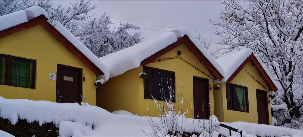 Xra Cottage Joshīmath Esterno foto